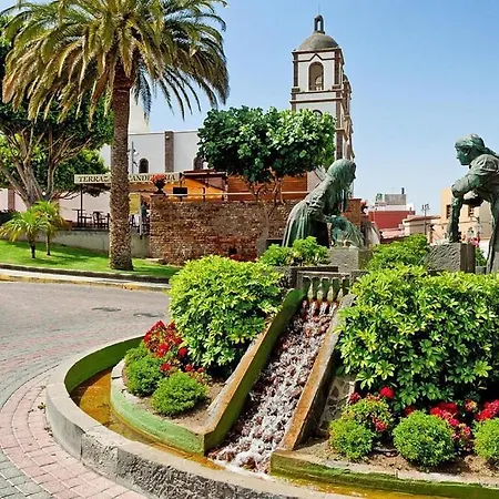 With Pool And Beautiful Architecture *